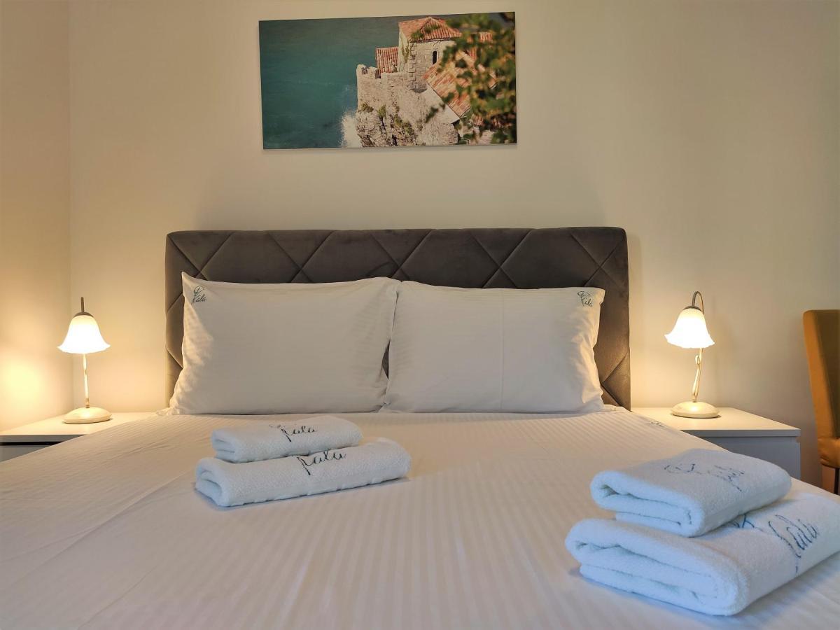 Kala Rooms & Suites บุดวา ภายนอก รูปภาพ