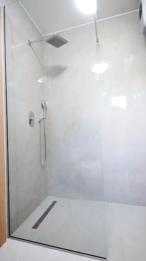 Kala Rooms & Suites บุดวา ภายนอก รูปภาพ