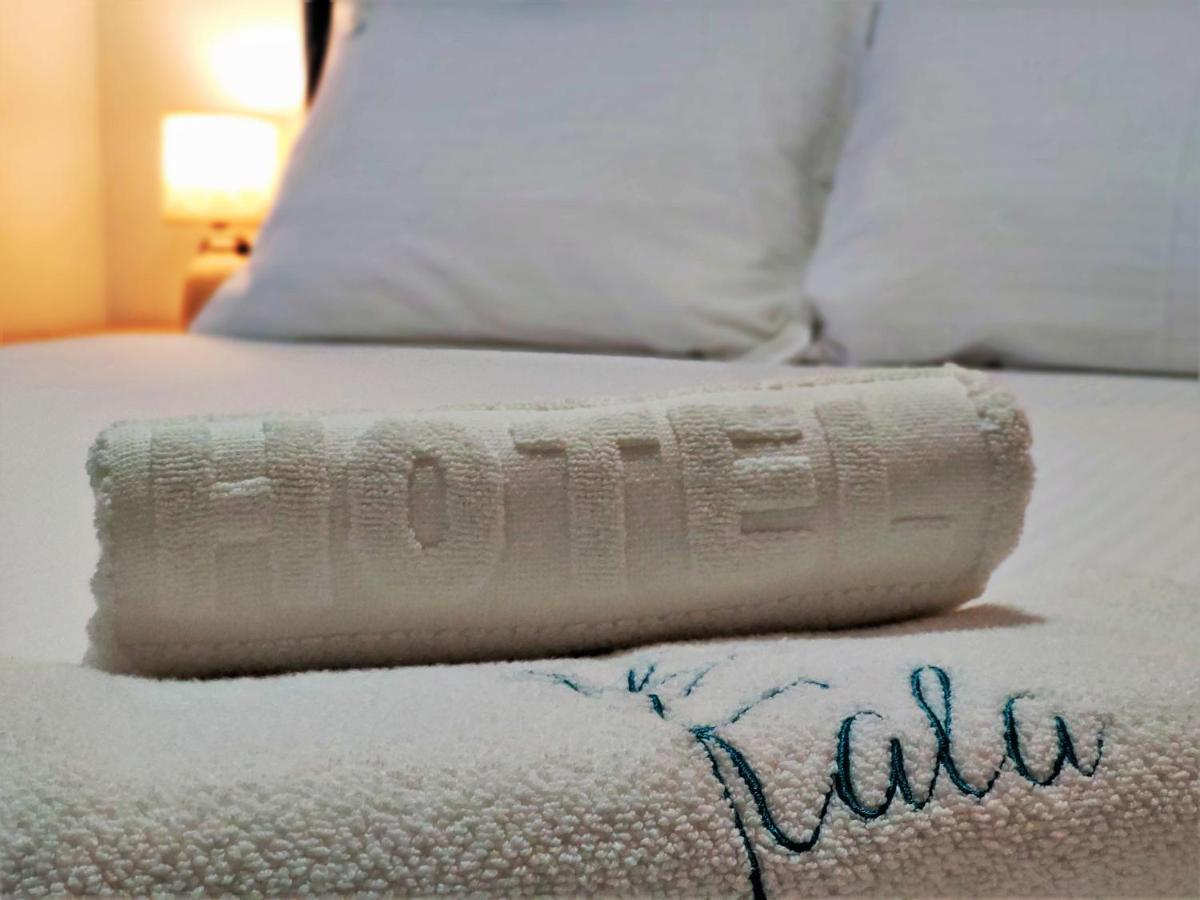 Kala Rooms & Suites บุดวา ภายนอก รูปภาพ
