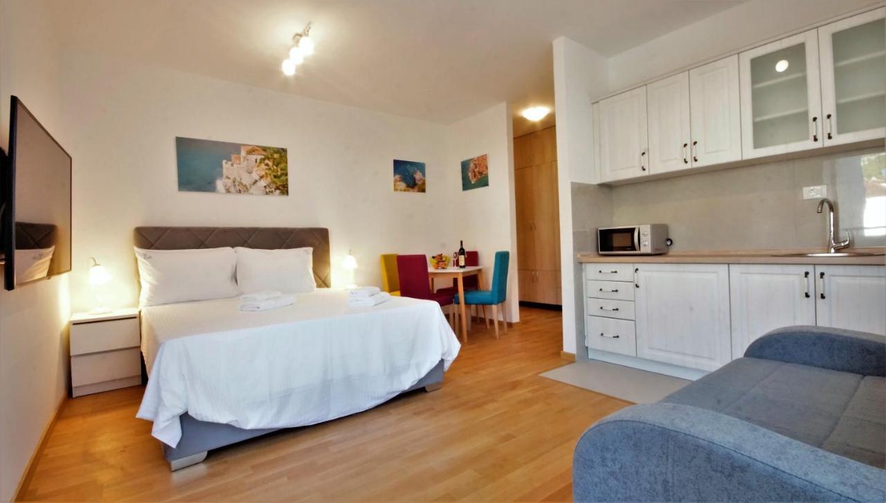 Kala Rooms & Suites บุดวา ภายนอก รูปภาพ